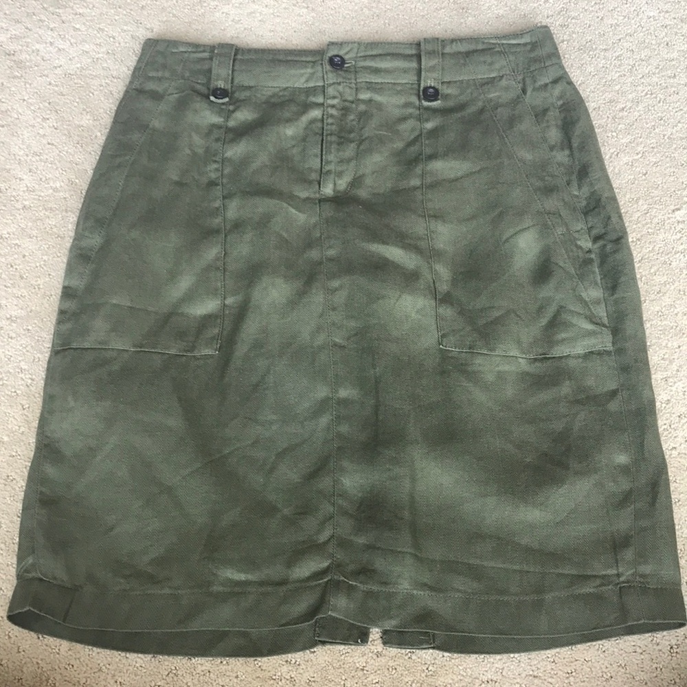 Green pencil skirt